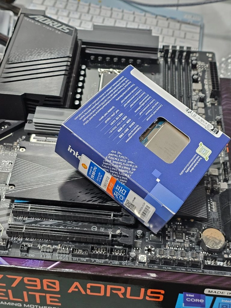 14900k + z790 d5 aorus elite 이미지