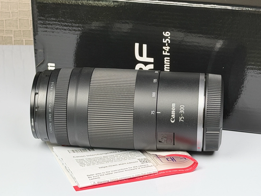 캐논 RF 75-30mm F4-5.6 렌즈 이미지
