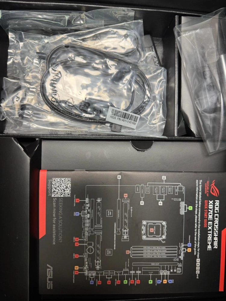 asus rog crosshair x870e extreme 이미지