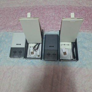 [새상품] 스타일폴더2 AT-M140 피처폰 효도폰 스마트폰 팝니다 이미지