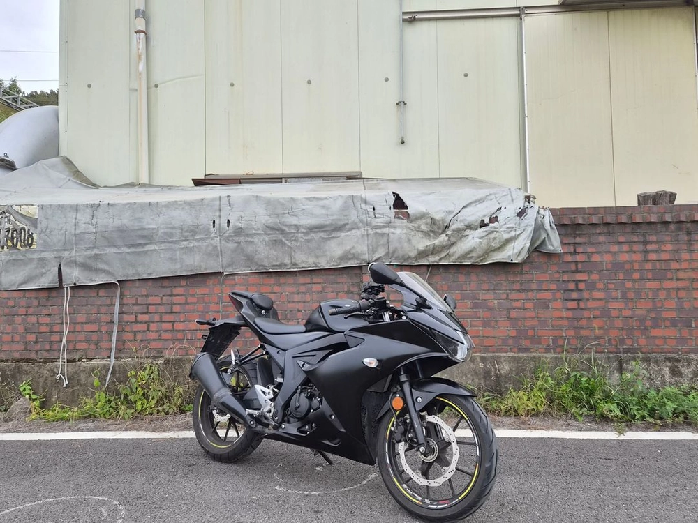 스즈키 gsx r 125 18년식/2만대키로수/블랙컬러/투채널블박/급매 이미지