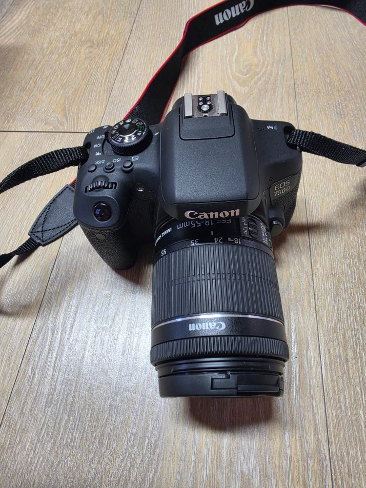 캐논 EOS 750D 카메라 세트 이미지