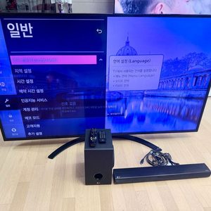 LG 70인치 4K UHD 스마트 TV 판매합니다. 이미지
