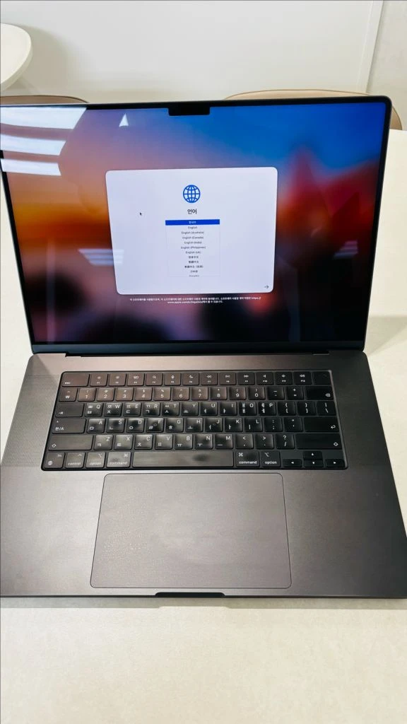맥북 프로 16인치 M3 Pro 36gb 1TB 이미지