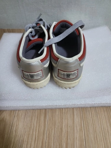 와이드앵글 스파이크리스 골프화 이미지