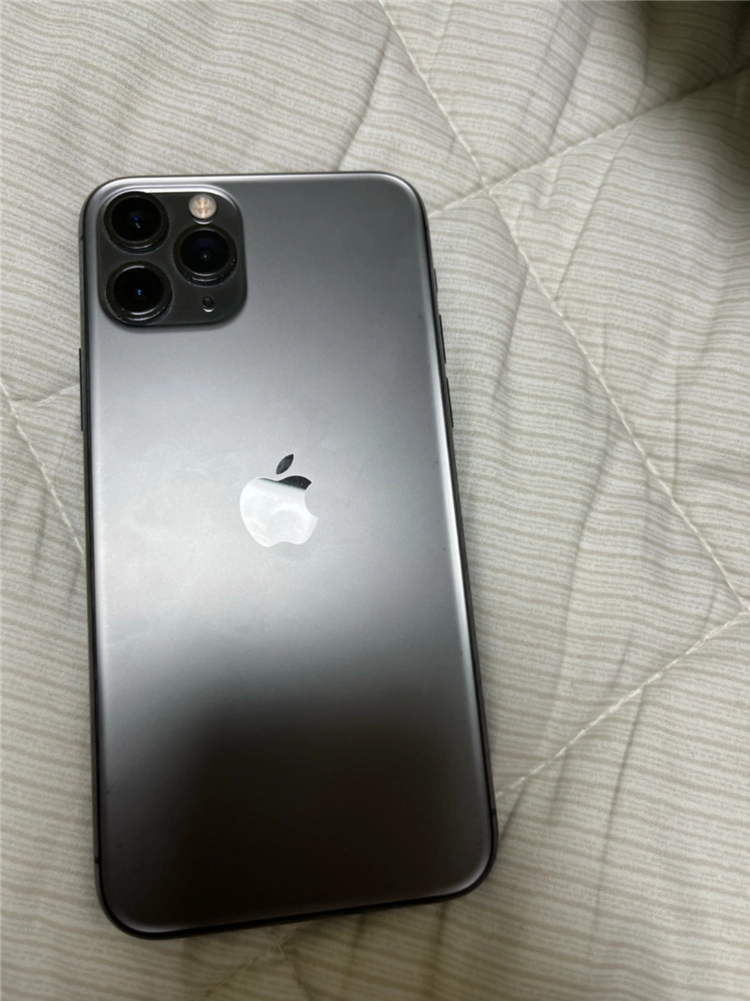 아이폰 11 PRO 이미지