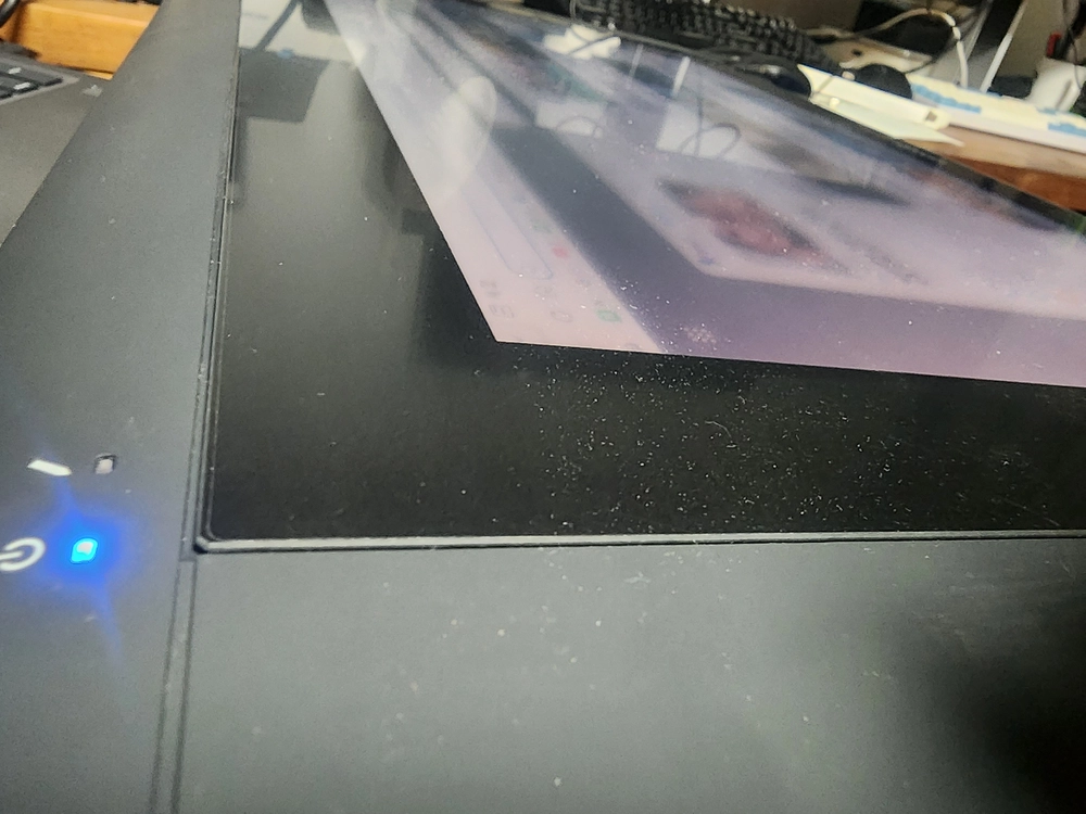 와콤 신티크 멀티터치 액정타블렛 DTH-2200k 이미지