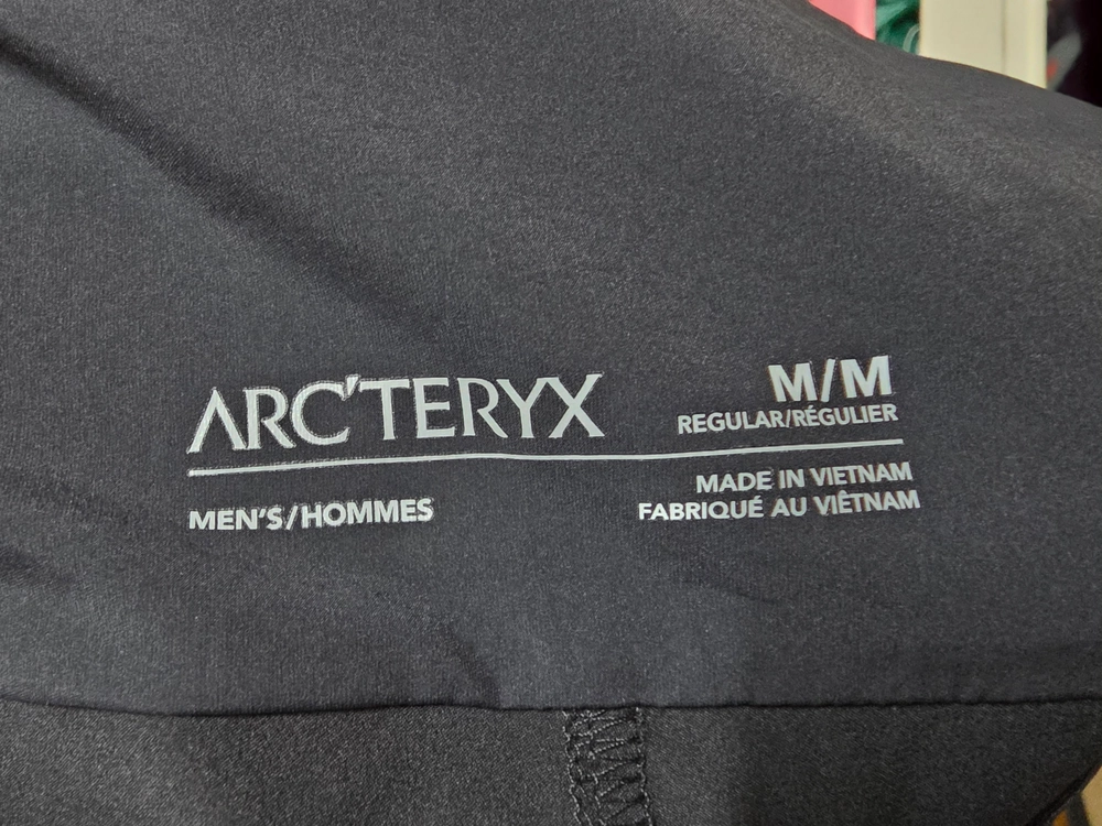 아크테릭스 노반 인슐레이티드 팬츠, 사이즈 M 이미지