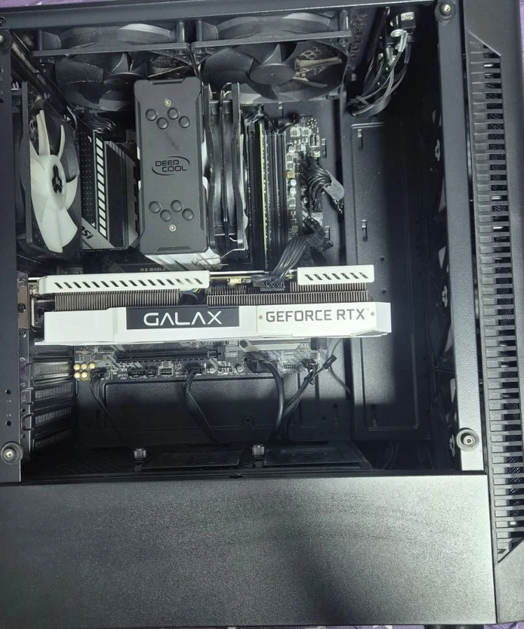 i5-10400f 3060ti 게이밍 컴퓨터 pc 이미지
