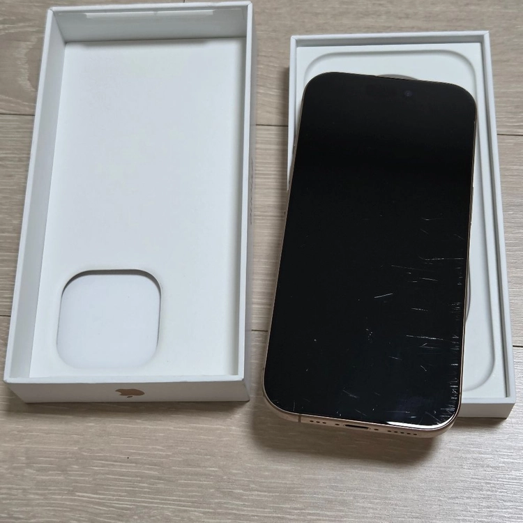 173만원 -> 80만원 아이폰 15 프로 골드 256GB 홍콩판 듀얼유심 카메라무음 - 안심되는 중고거래