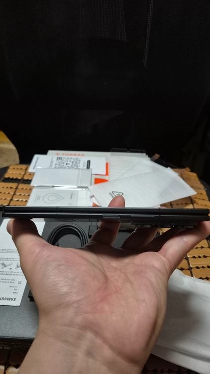 갤럭시 Z폴드8 울트라 블랙 256gb<자급제> 판매합니다. 이미지
