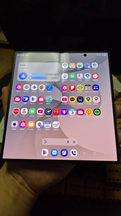 갤럭시 Z폴드8 울트라 블랙 256gb<자급제> 판매합니다. 이미지