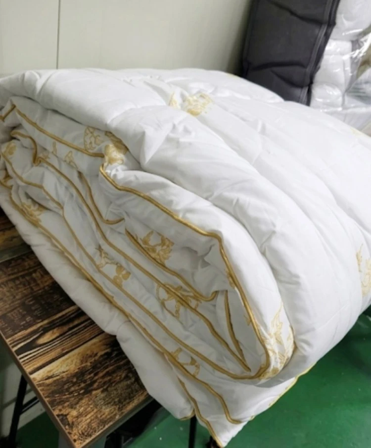 (미개봉) 포근하고 따뜻한 산양모 이불, 이불이 많아 정리합니다 이미지
