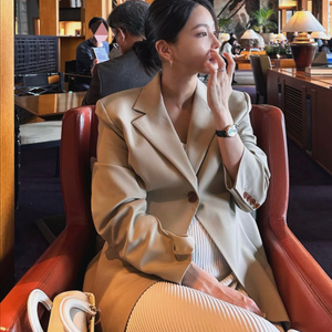 ceeci씨에씨 아워글래스 자켓 베이지 이미지
