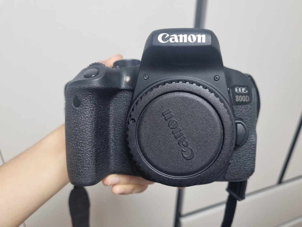 캐논 800D 번들렌즈 킷 이미지