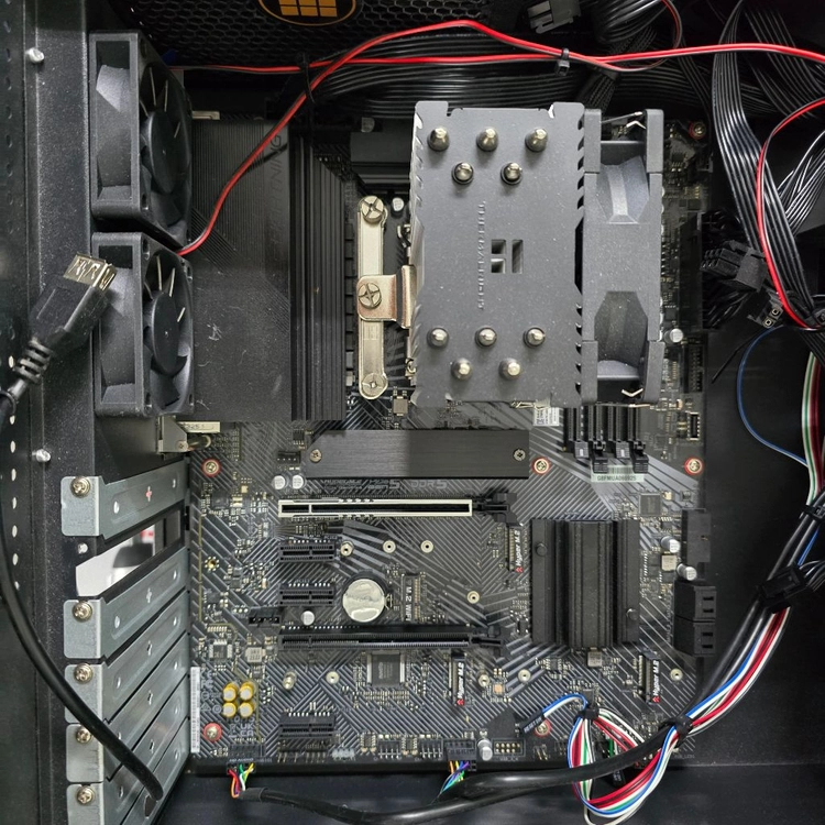 인텔 i7-14700KF + 에즈락 Z790 PG Lightning 일괄 판매합니다. 이미지