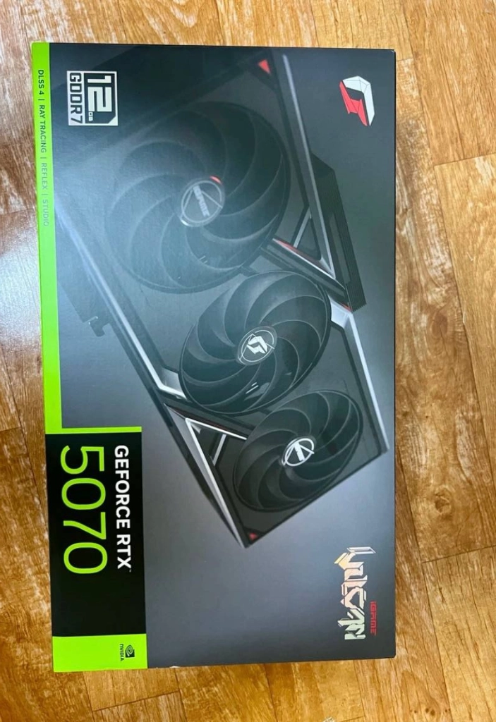 RTX 5070 Vulcan OC D7 12GB 피씨디렉트 팝니다. - 안심되는 중고거래