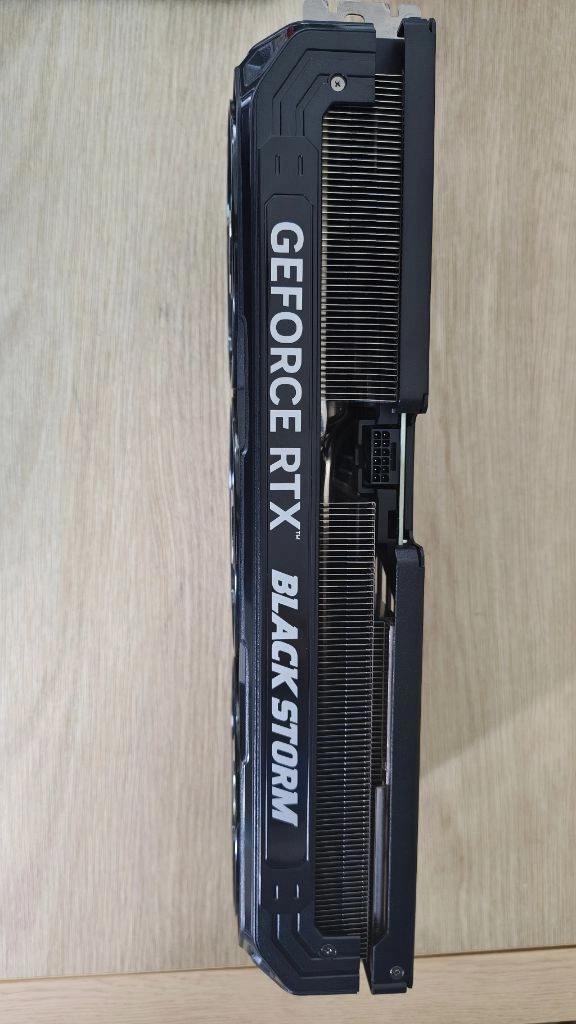 이엠텍 RTX 4070TI SUPER(안전) 이미지