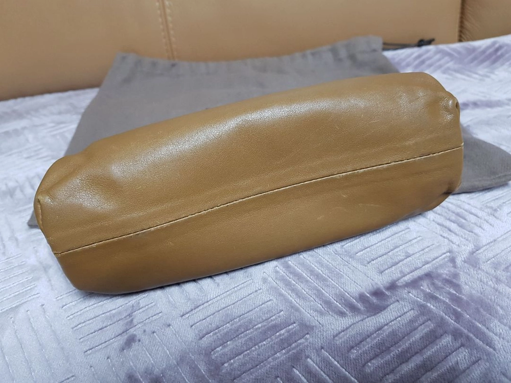 보테가베네타 만두 미니 파우치 클러치 이미지
