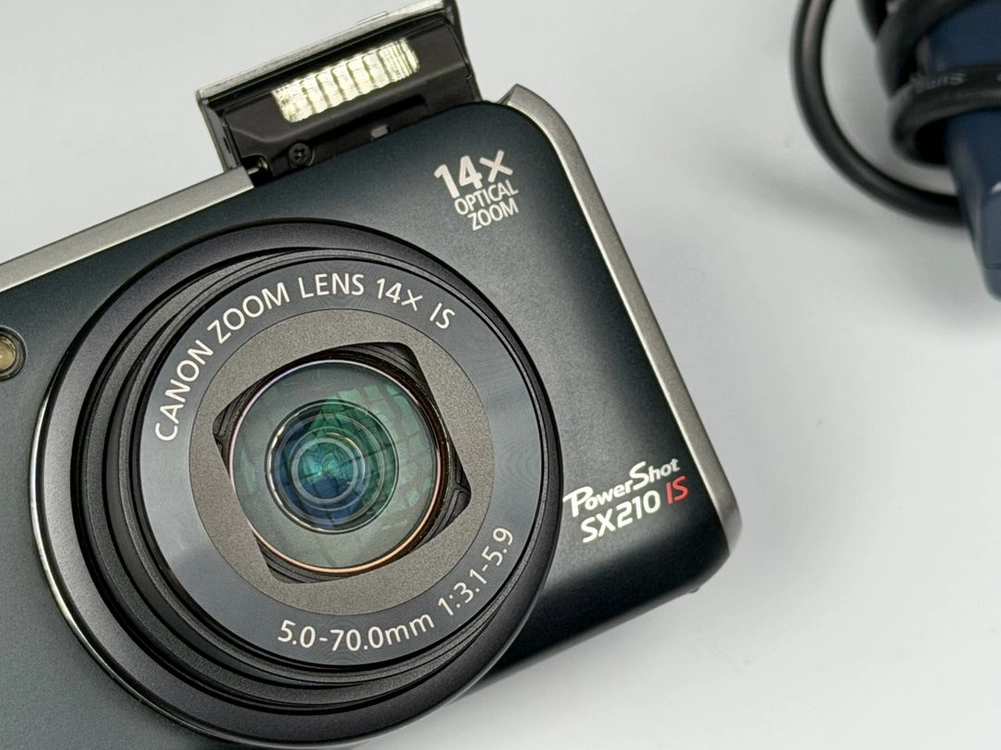 캐논 SX210 IS 빈티지 레트로 카메라(IXUS와 동일 결과물) 이미지