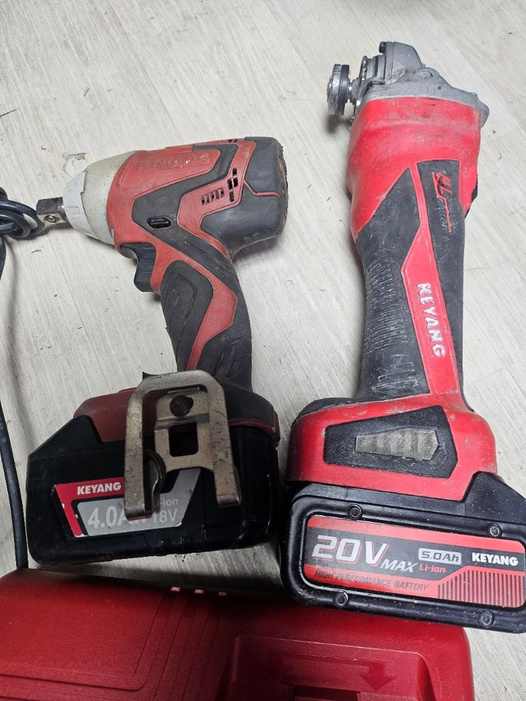 계양 20V MAX 충전 임팩 드릴 + 브러쉬리스 앵글 그라인더 2세트 각각 이미지