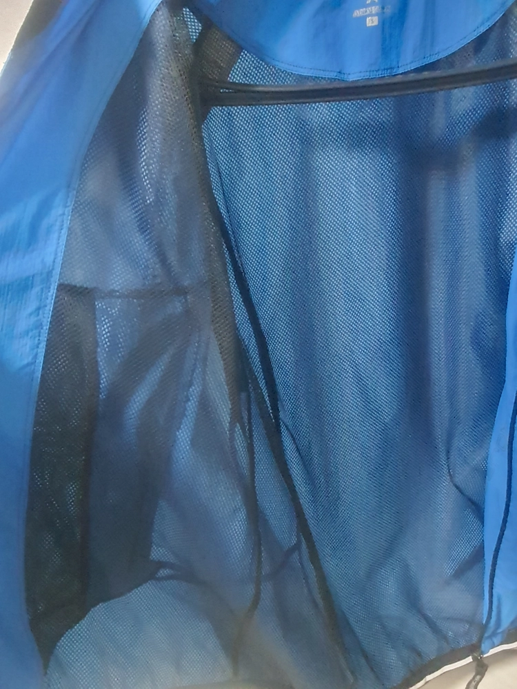 몬츄라 바람막이 자켓S사이즈 이미지