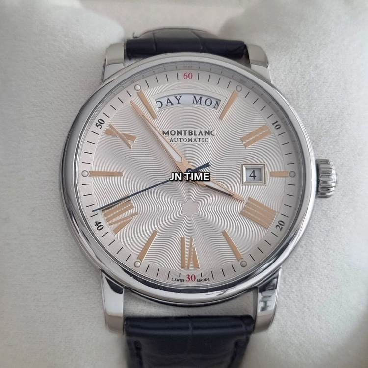 몽블랑 4810 데이 데이트 40.5mm 오토 114853(2021년식) - 안심되는 중고거래