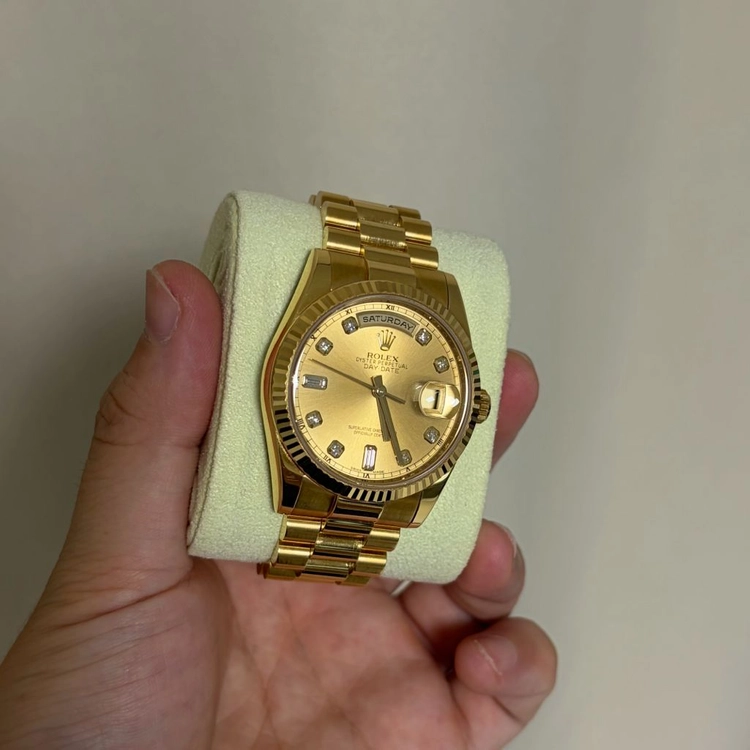 롤렉스 데이데이트 118238 샴페인 텐포 금통 36 36mm 인그레이빙 신형버클 이미지