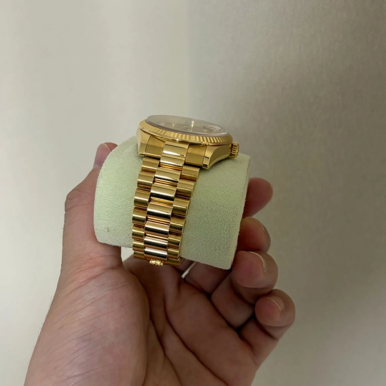 롤렉스 데이데이트 118238 샴페인 텐포 금통 36 36mm 인그레이빙 신형버클 이미지