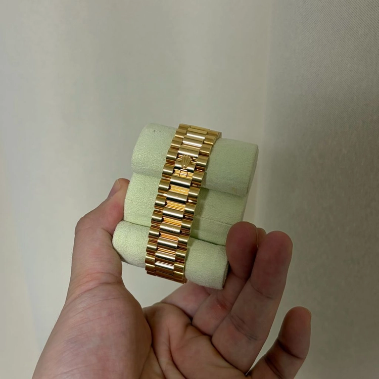 롤렉스 데이데이트 118238 샴페인 텐포 금통 36 36mm 인그레이빙 신형버클 이미지