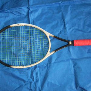 테니스 라켓 Wilson 윌슨 HAMMER 6.2 무게 278그램 경량으로 상태깨끗합니다 이미지