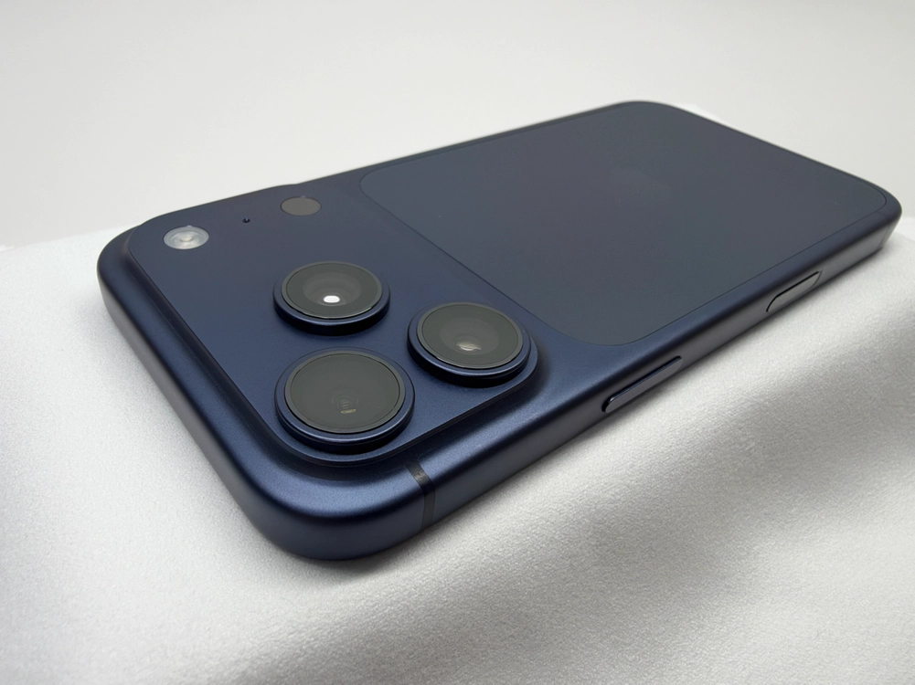 애플 아이폰 17 프로 자급제 256GB 팝니다. 이미지