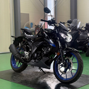 스즈키 gsx-s125 21년식 2만키로 입문용 네이키드 바이크 판매합니다 이미지