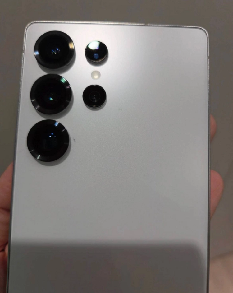갤럭시 S25 울트라 512GB 화이트 컬러 자급제 이미지