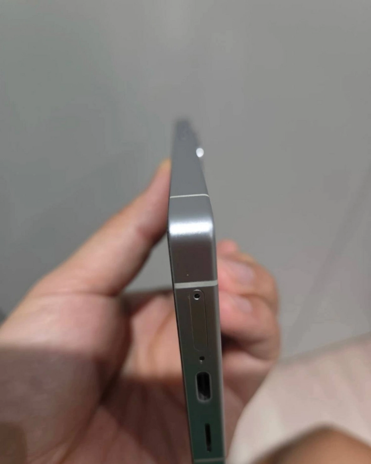 갤럭시 S25 울트라 512GB 화이트 컬러 자급제 이미지