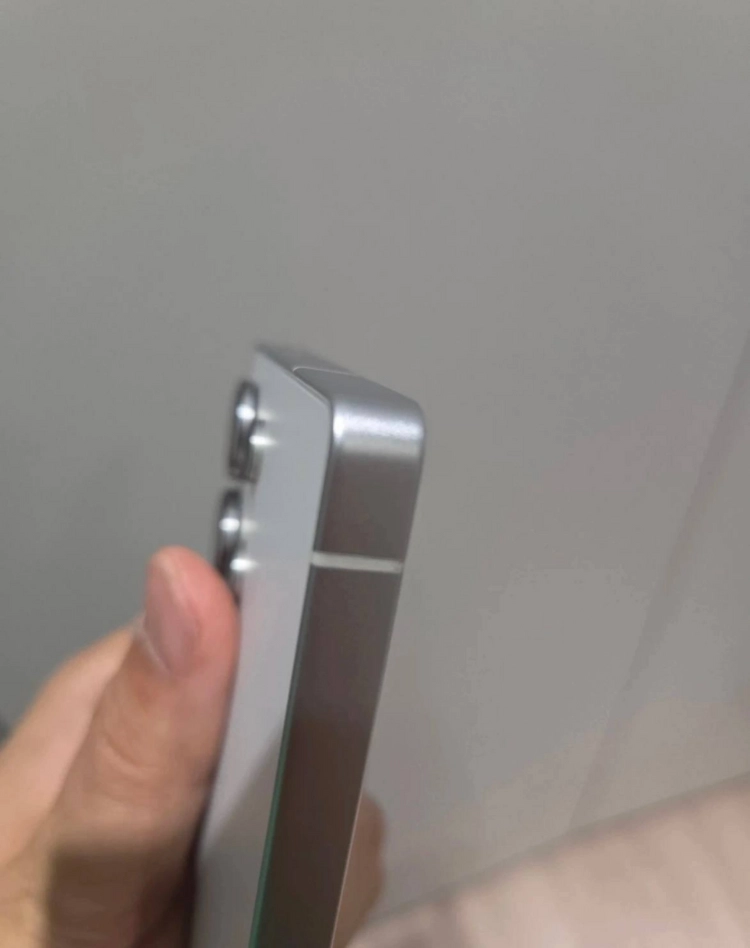 갤럭시 S25 울트라 512GB 화이트 컬러 자급제 이미지