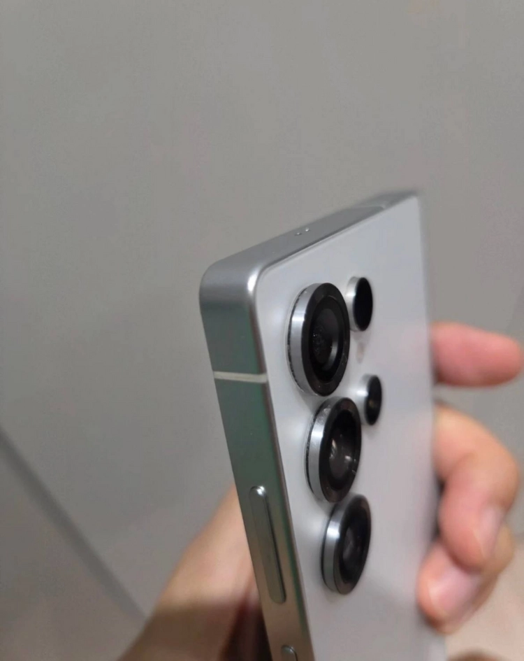갤럭시 S25 울트라 512GB 화이트 컬러 자급제 이미지