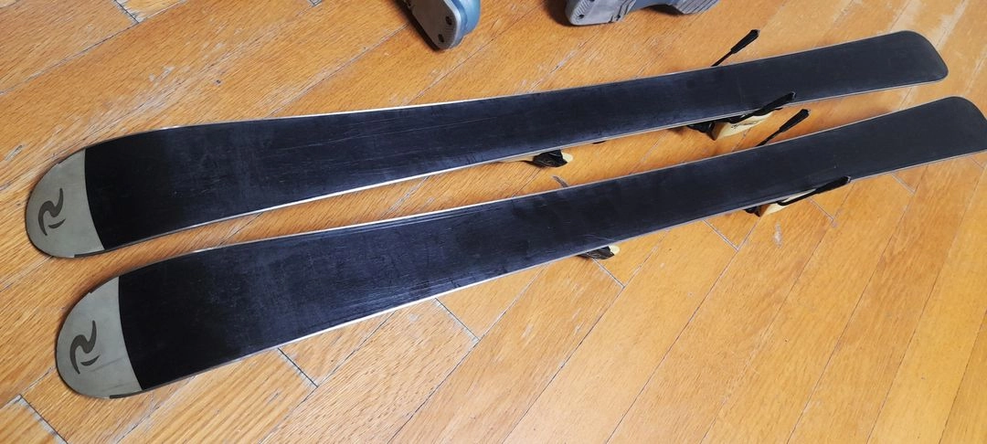 아동용 스키 세트(스키 110cm, 부츠200~205mm) 이미지