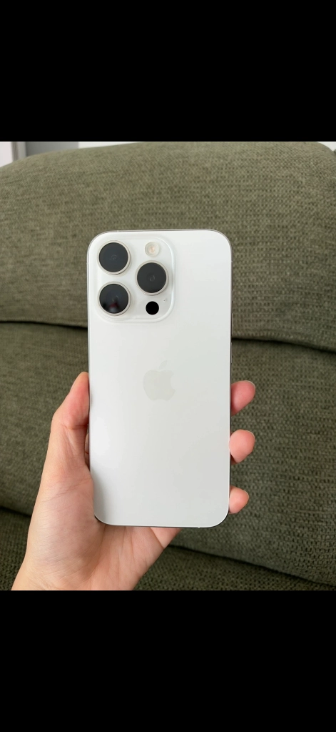 아이폰 15pro 화이트 128 풀박 이미지