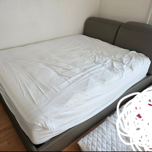 시몬스 라지킹 침대 프레임 팔로스(매트리스 제외) 이미지