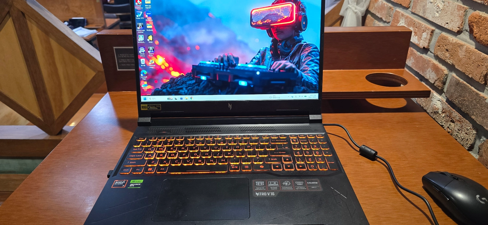 에이서 니트로v16 8845hs, 32GB RAM, 1TB SSD, 4050 이미지