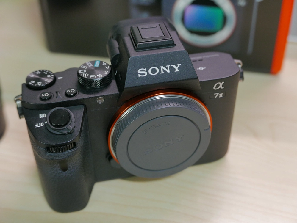 소니 A7M2 풀박스 / 삼양 24mm F1.8 / 티티아티산 40mm 이미지