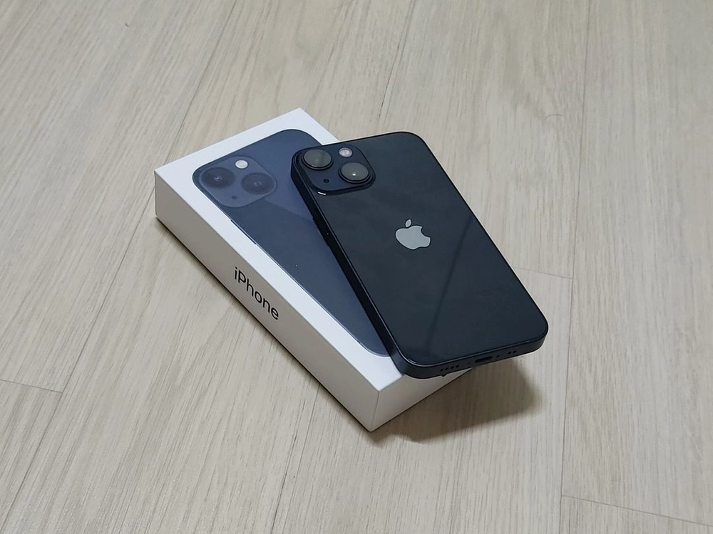 아이폰 13 미니 128GB 미드나이트 애플케어플러스 귀속 리퍼 제품 이미지