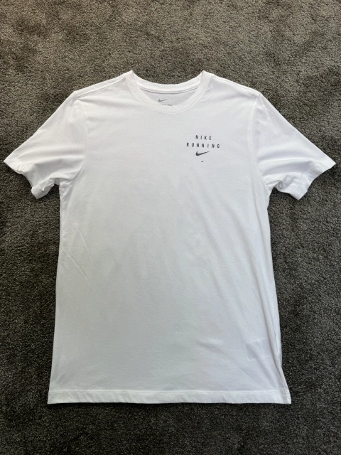 [M/100]Nike Running Run Division Dri-FIT t-shirt in white 이미지