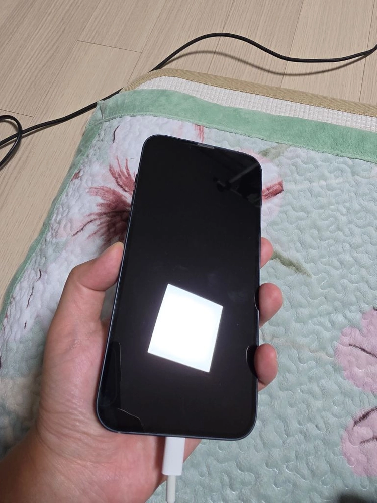 아이폰 14 플러스 미드나이트 128GB 이미지