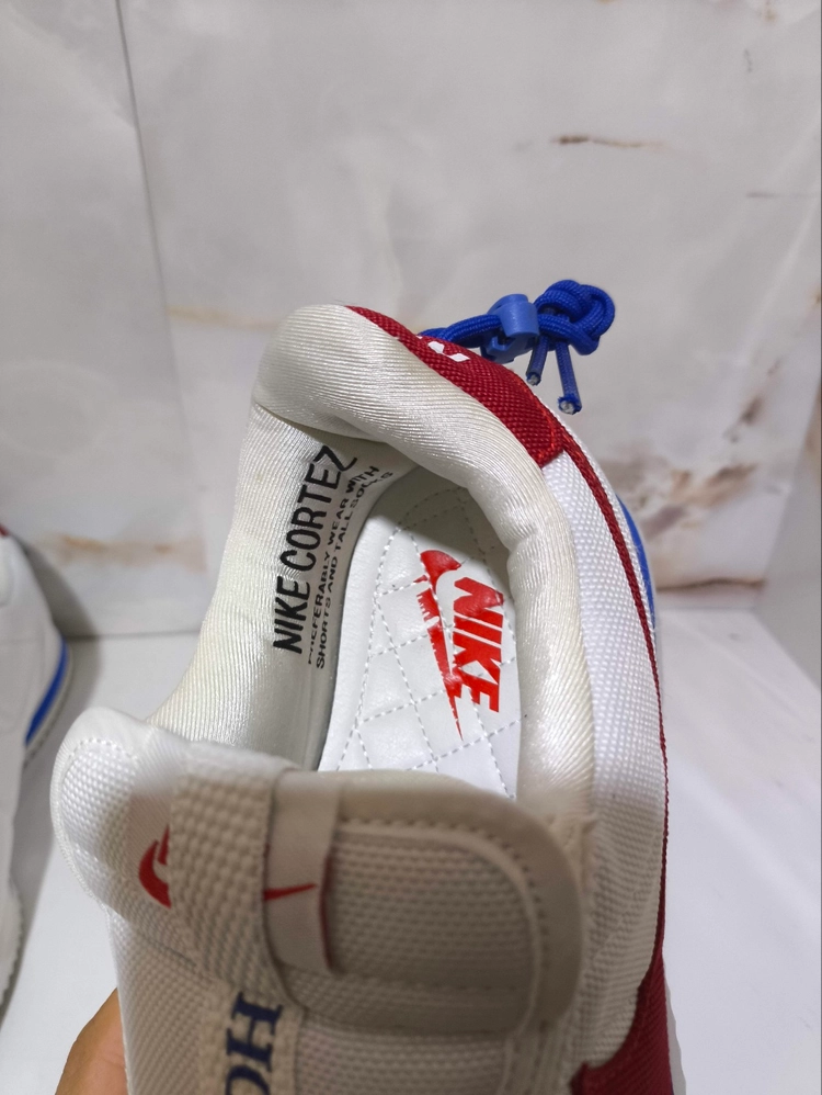 250mm 나이키 x 켄드릭 라마 코르테즈 슬립온 이미지