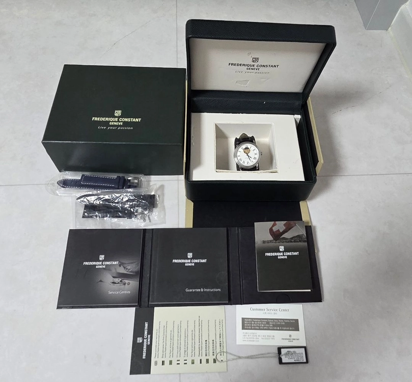 프레드릭 콘스탄트 하트비트 풀셋 팜 - 안심되는 중고거래
