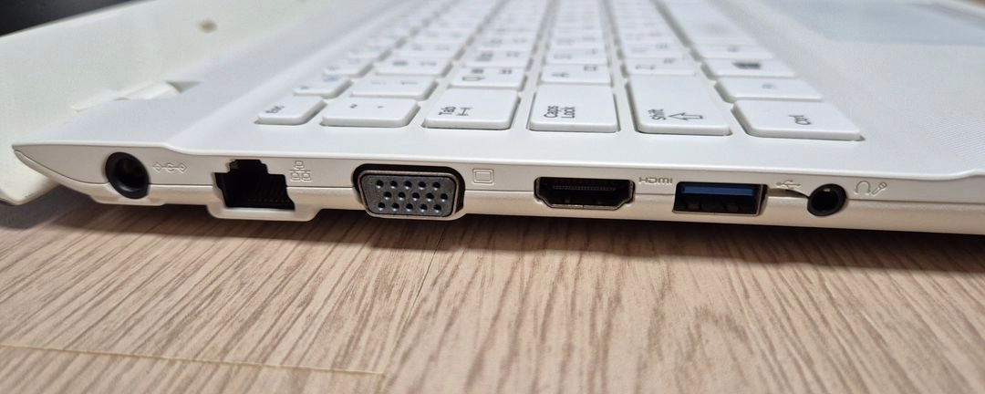 삼성전자 15.6인치 노트북(i3-3120M/DDR3 8GB/SSD 128GB) 이미지