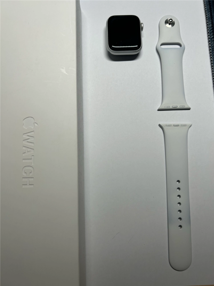 애플워치 6 40mm 알루미늄 풀박 이미지