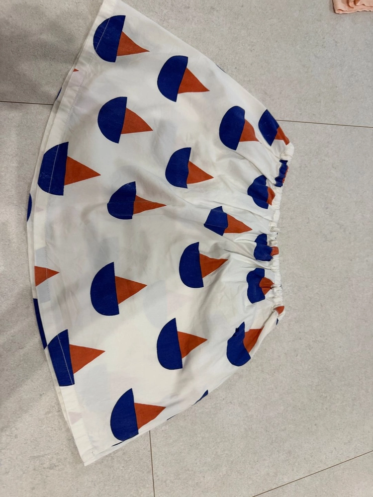 보보쇼즈 티셔츠, 스커트 세트 8-9Y 판매합니다. 이미지